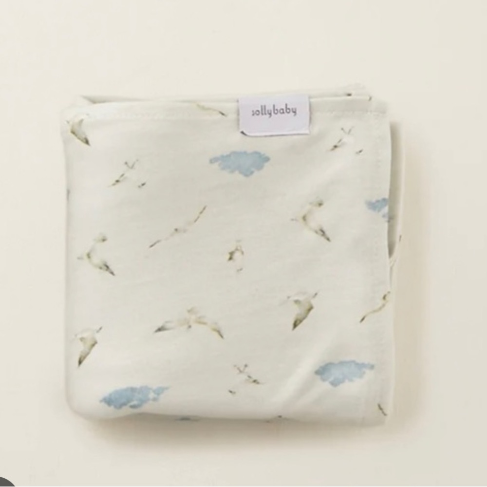 Solly Baby Swaddle in the Clouds